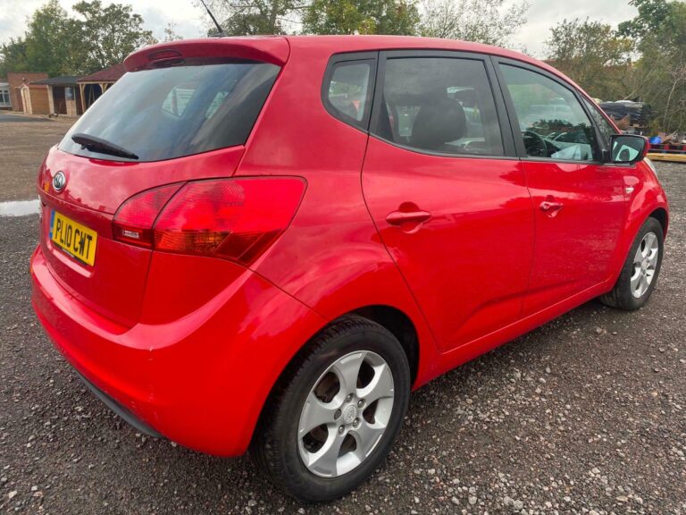Kia Venga 1.4 2010MY 3
