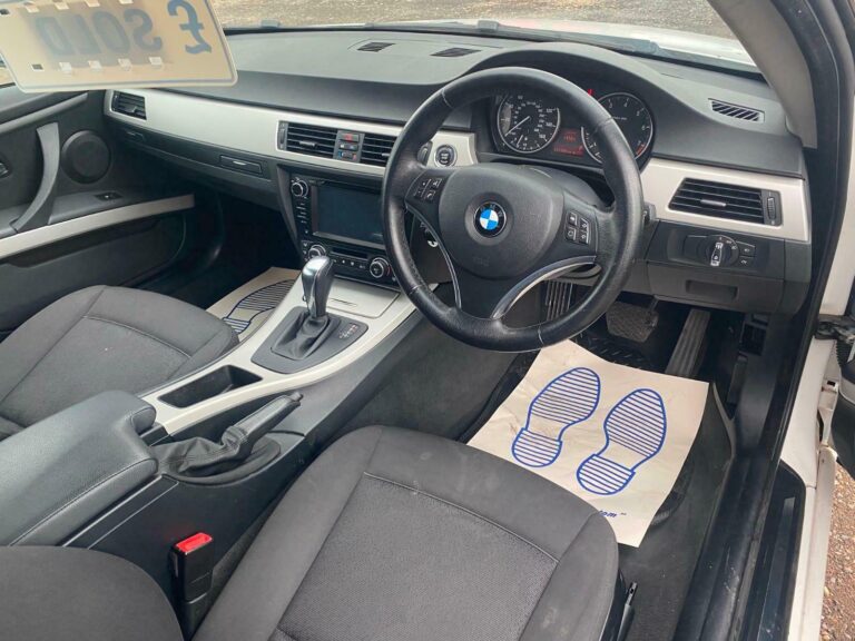 BMW 320 2.0 auto 2009MY i SE