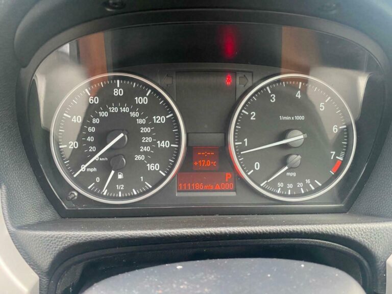 BMW 320 2.0 auto 2009MY i SE
