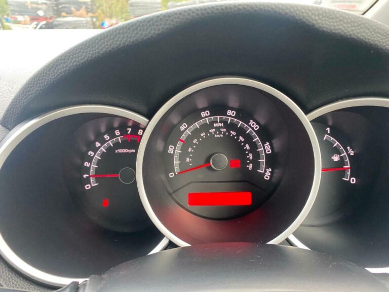Kia Venga 1.4 2010MY 3
